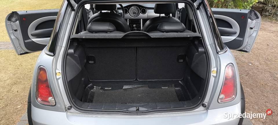 Mini Cooper 2006 16 benzyna automat 151