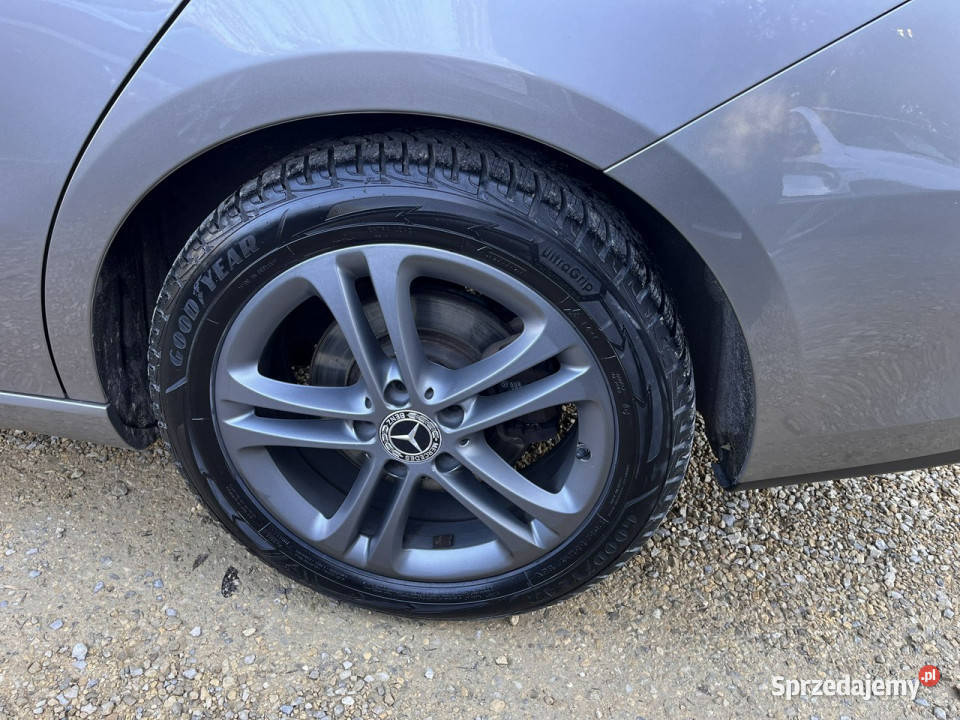 Mercedes CLA 180 1wł 100 Bez wypadek Panoramach ogranicznik prędkości Częstochowa sprzedam