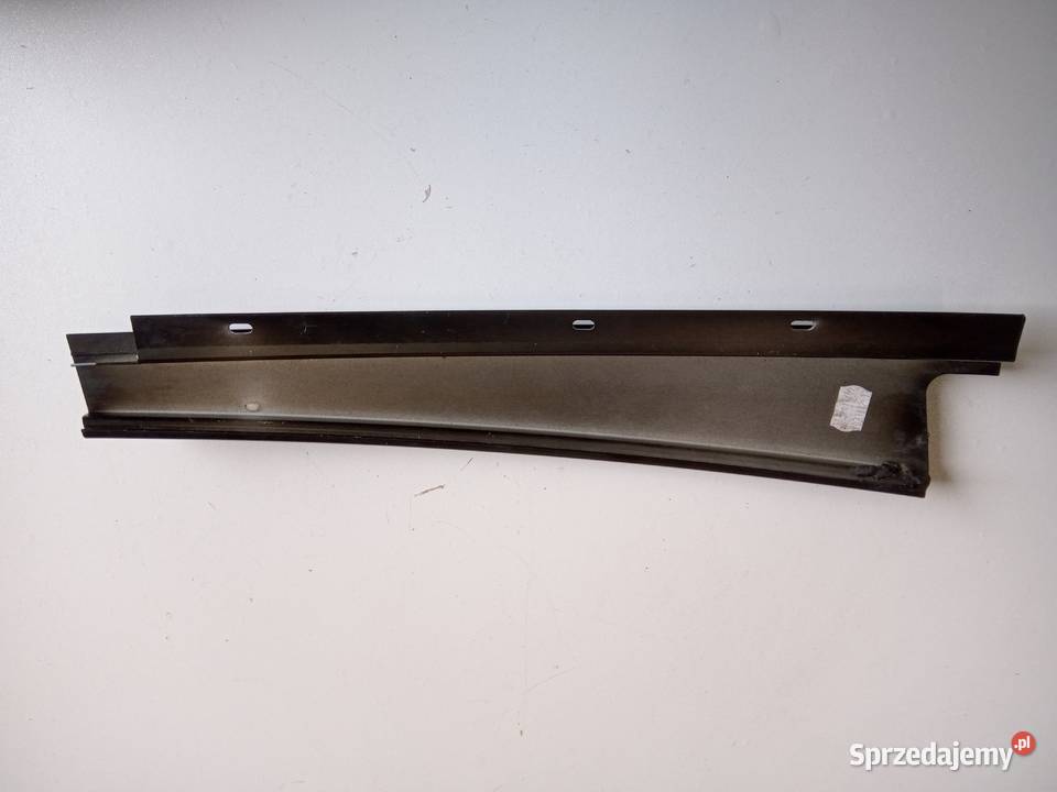 E60 BMW SERIA 5 TYŁ PRAWY LISTWA DRZWI