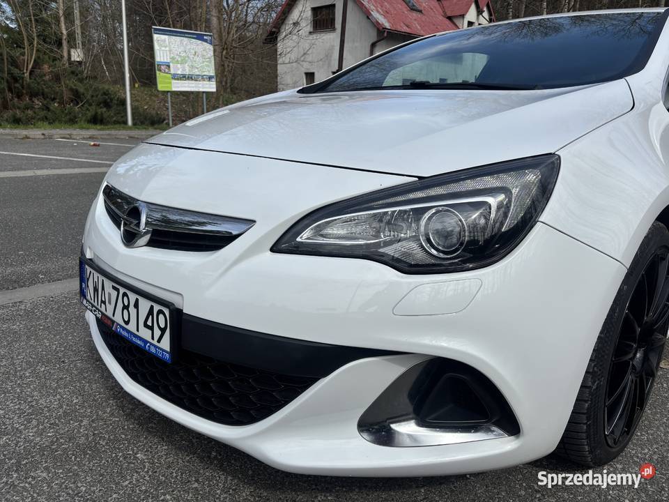 Opel Astra J GTC OPC 20 Turbo 280KM Lanckorona