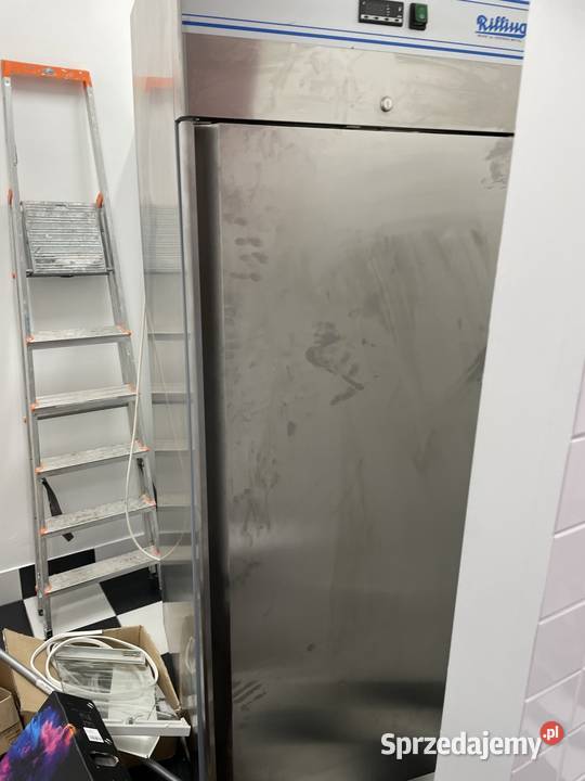 SZAFA CHŁODNICZA LINIA 650 RILLING LODÓWKA 750L Rumia sprzedam