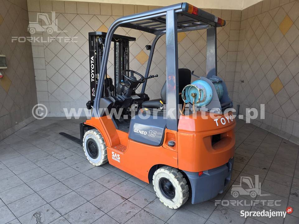 Wózek widłowy TOYOTA 7FGF15 1500 Triplex TOYOTA śląskie Lędziny