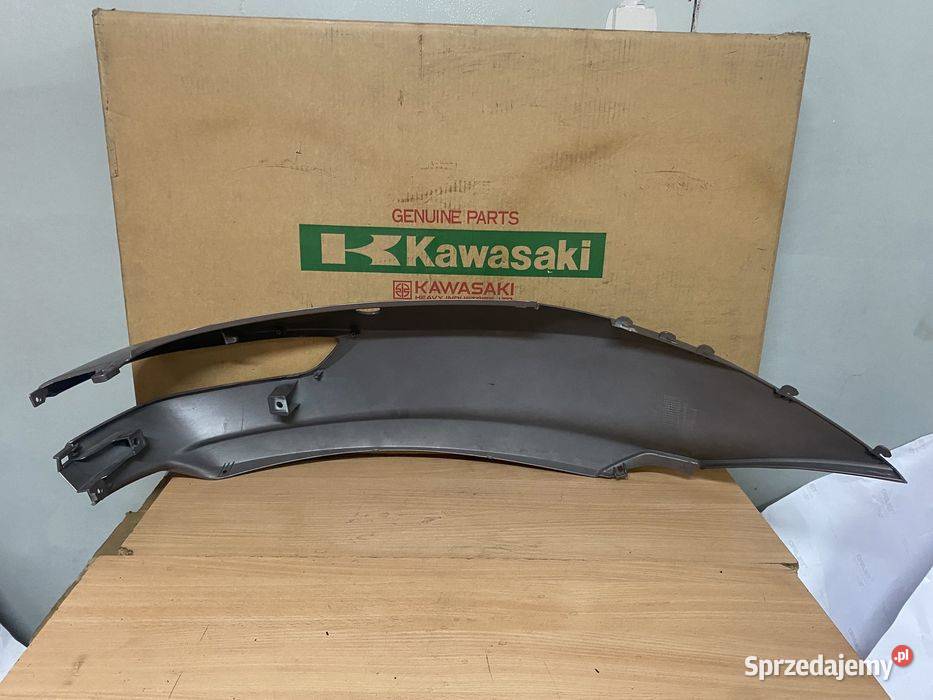 Bok Boczek Owiewka Lewa Piaggio MP3 300 IE wielkopolskie Poznań