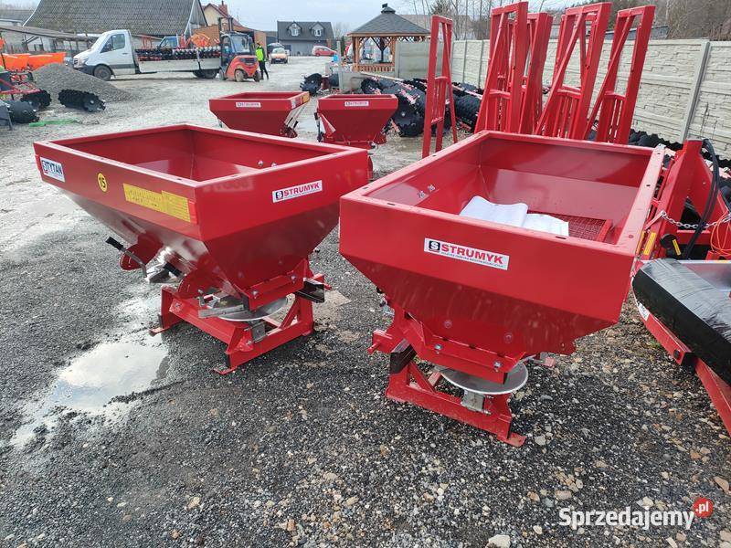 WYPRZEDAŻ Rozsiewacz nawozu hydraulika STRUMYK Pozostałe Wałcz