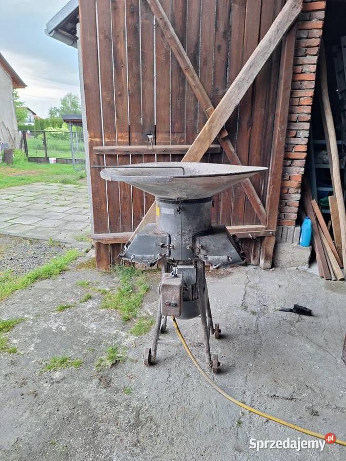 Rozdrabniacz śrutownik bąk Bochnia sprzedam