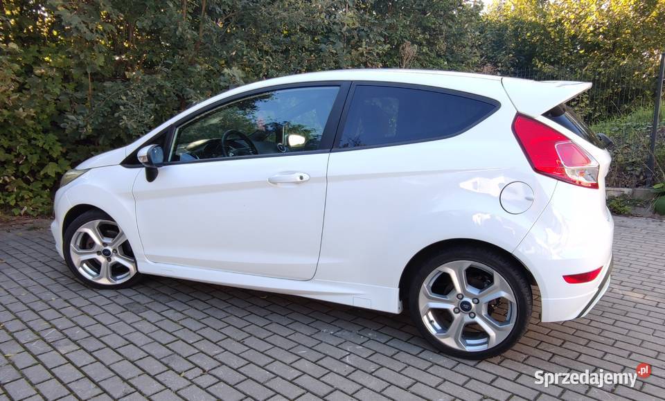 Ford Fiesta ST 16 2013 nieuszkodzony Siemianowice Śląskie