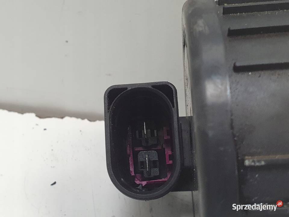 Audi A3 8P 32 V6 0313r POPMA POWIETRZA WTÓRNEGO osobowe Janów