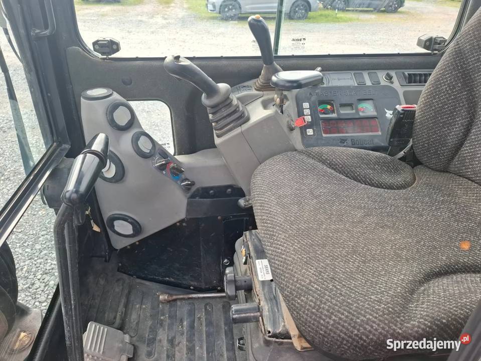 minikoparka 2014 Bobcat E26