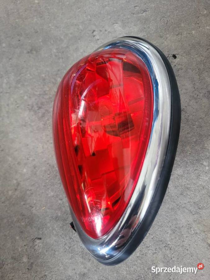 TRIUMPH ROCKET III 3 OEM 2300 LAMPA TYŁ TYLNA Nowy Tomyśl
