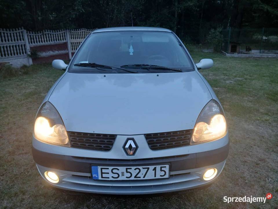 Renault clio nieuszkodzony Stąporków