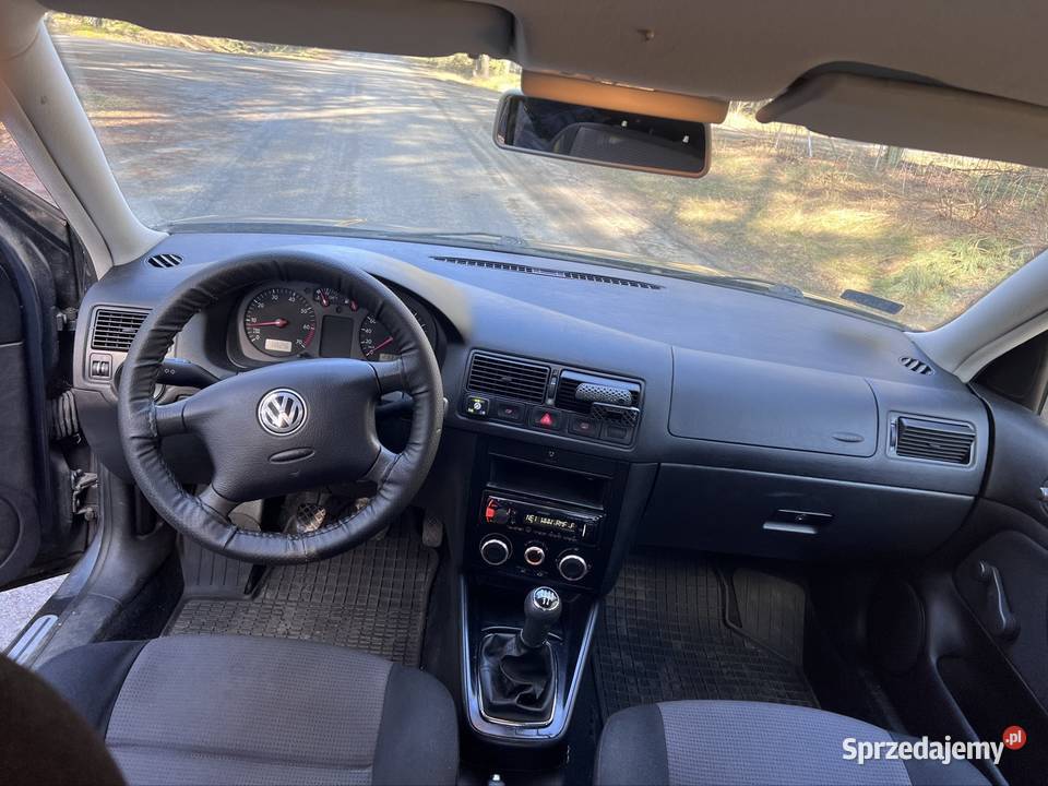 Golf 4 14 LPG oszczędny centralny zamek wielkopolskie Gizałki sprzedam