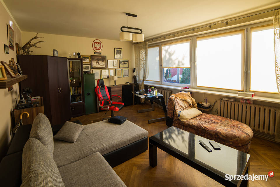 Przestronny dom 222 m z ogromnym potencjałem do remontu Radwanice