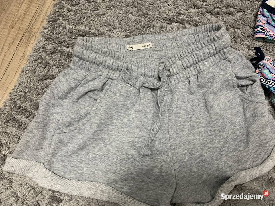 Zestaw ubrań damskich 32 xxs Sinsay Chełm