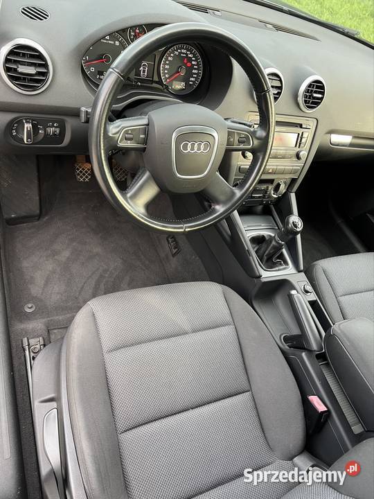 Audi A3 Sportback lift 2010 16 MPI benzyna sprowadzony Audi Obłotne