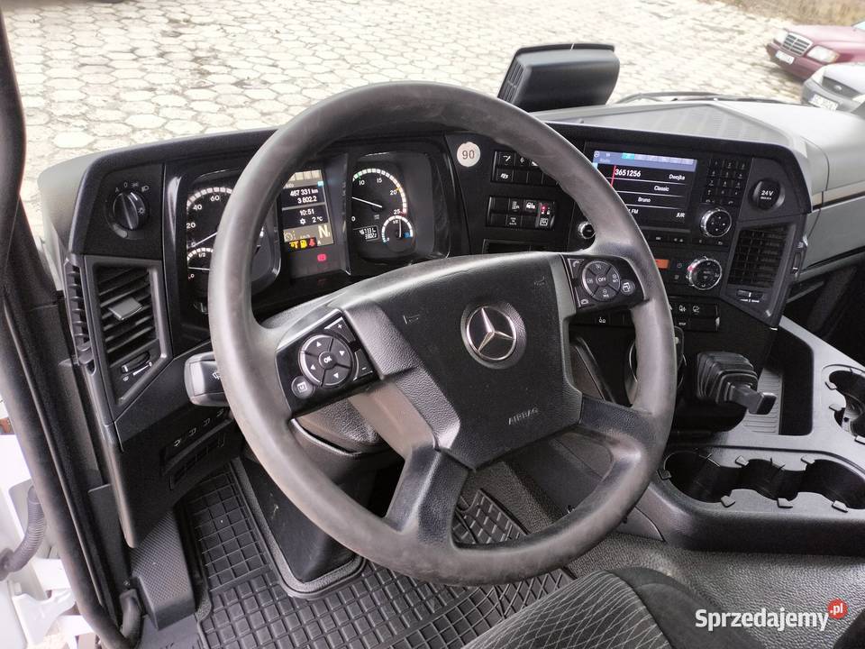 MERCEDES ANTOS 2543 KONTENER PODNOSZONY IZOTERMA diesel Częstochowa