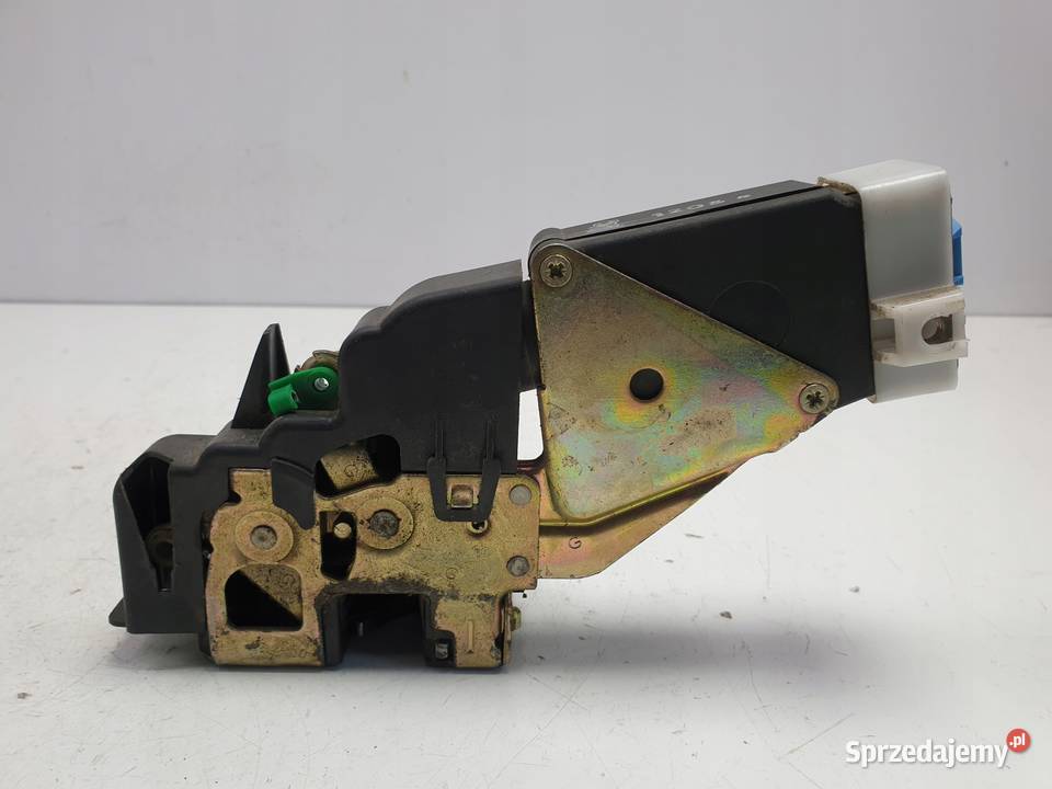 Mitsubishi Space Star ZAMEK PRZEDNICH DRZWI lewy lubelskie Rudka sprzedam