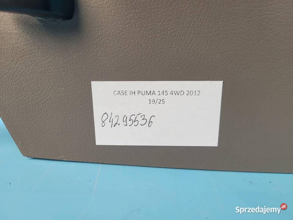 CASE IH PUMA 145 12r OSŁONA POKRYWA SŁUPKA C Kolno