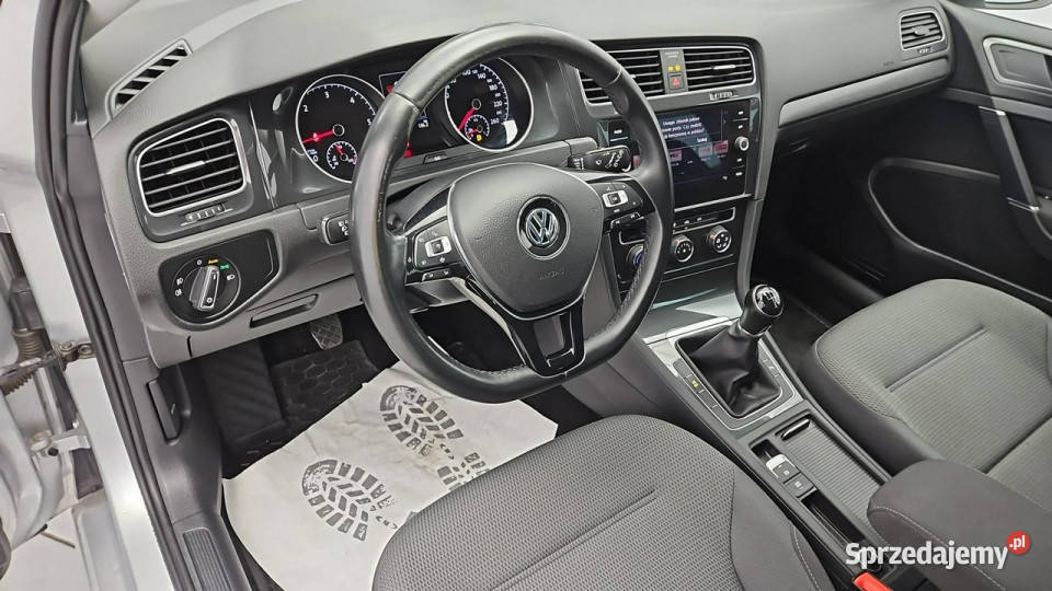 Volkswagen Golf 16 TDI BMT Comfort Z Polskiego bluetooth Warszawa sprzedam