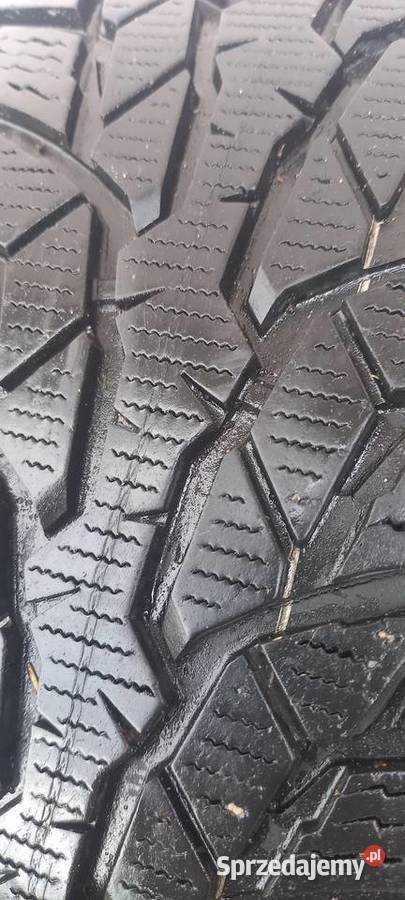 Opony zimowe nokian 225x45x17 Łódź