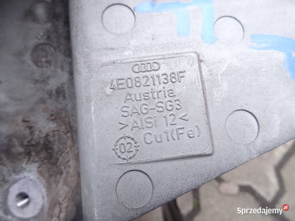 AUDI A8 D3 MOCOWANIE BLOTNIKA PAJAK PRZOD LP