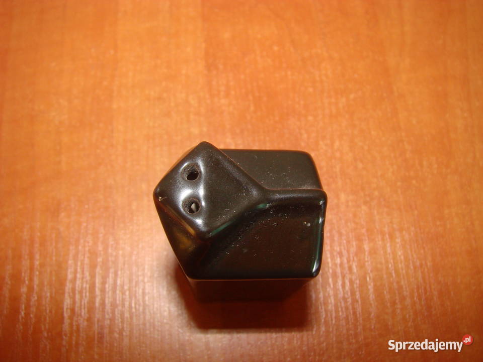 czarna ceramiczna solniczka czarny pomorskie