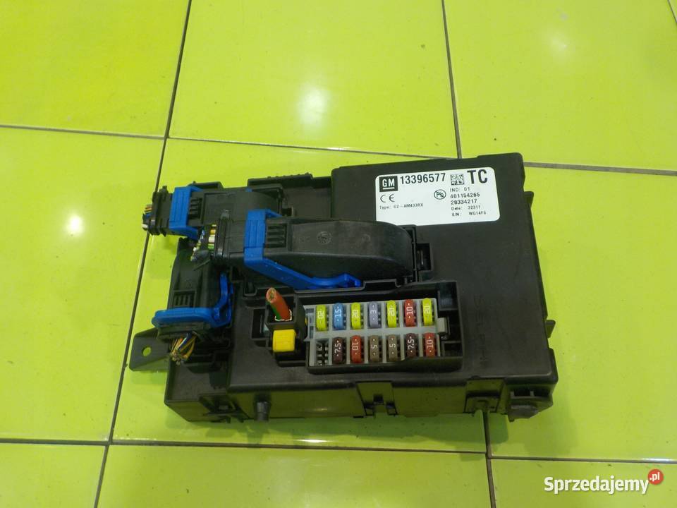 OPEL MERIVA B 13 CDTI 12r 5D skrzynka sprzedam