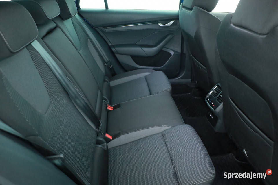 Skoda Octavia 15 eTSI mHEV system Start-Stop