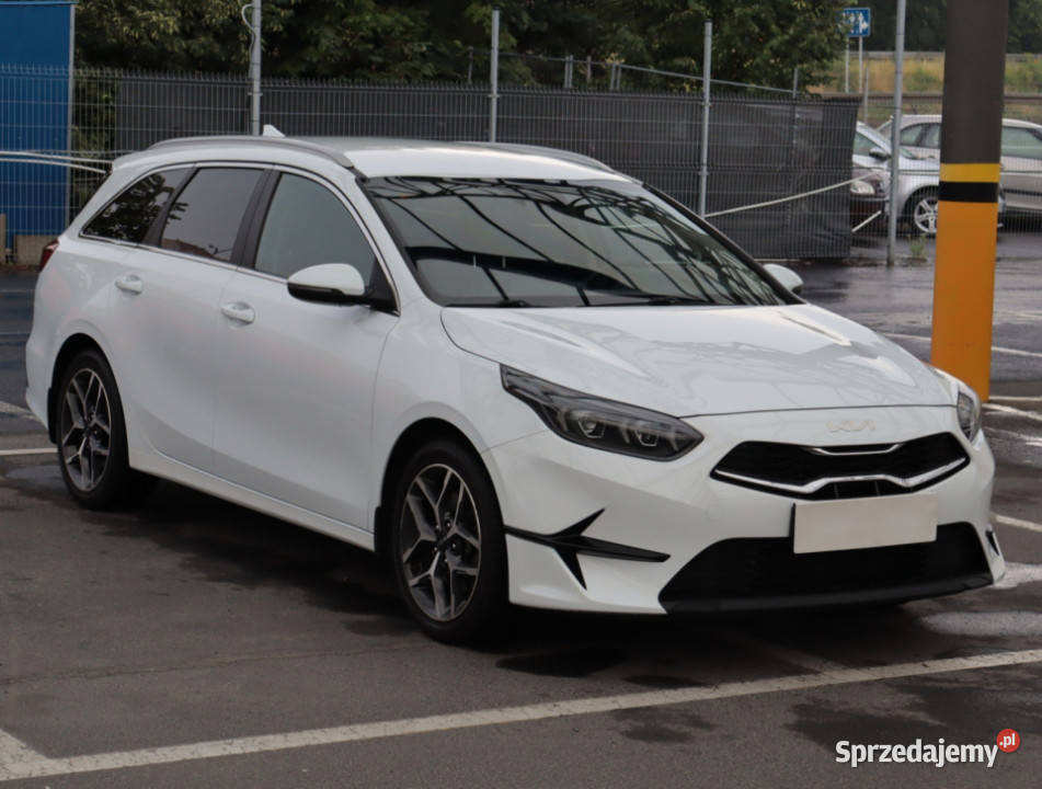 Kia Ceed 15 TGDI sprzedam