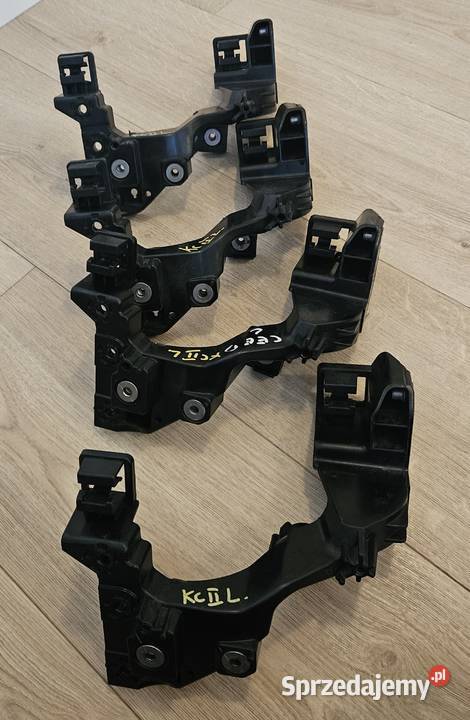 KIA CEED JD II 2 WSPORNIK REFLEKTORA PASA PRZÓD osobowe mazowieckie Warszawa