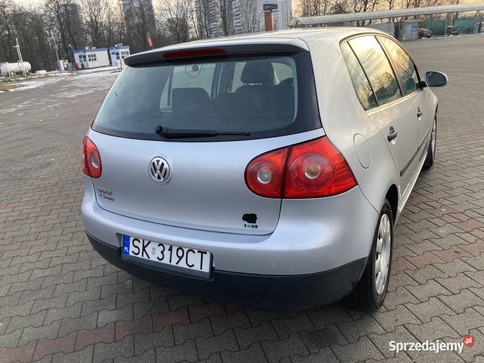 VW Golf V 14Benzyna 75KM sprzedam