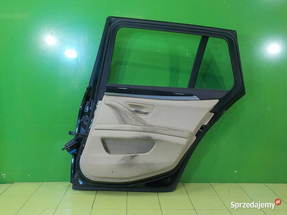 BMW 5 F10 20 D AUT 11r KOMBI drzwi prawe tyl Suków
