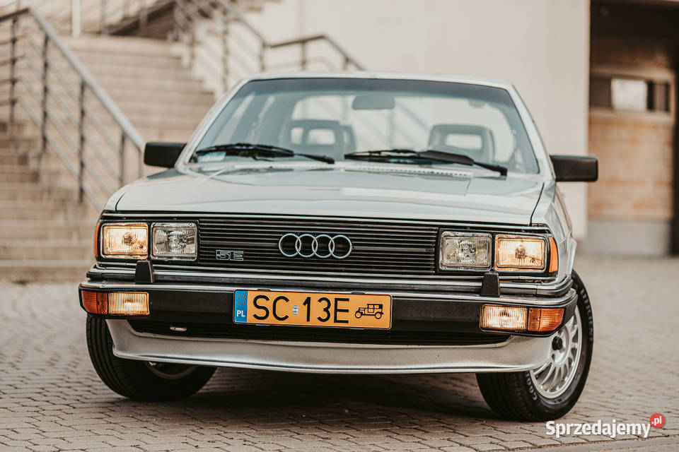 Audi 200 C2 5E Typ 43 1979 r kompleksowej benzyna Częstochowa
