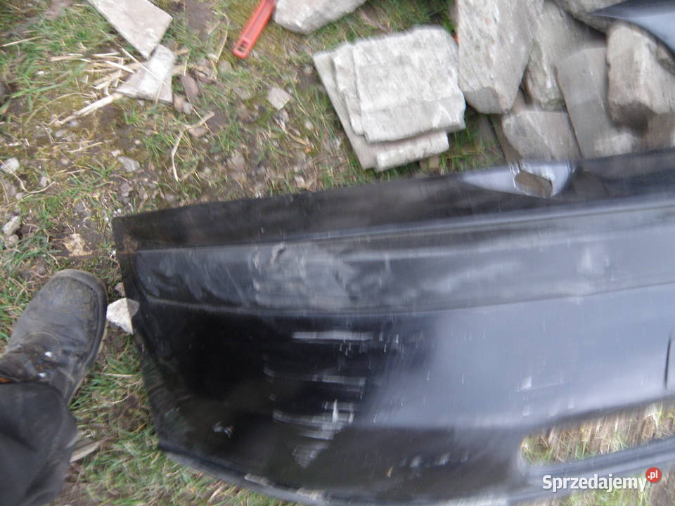Zderzak przedni przód Volvo v70 II 0004 czarny
