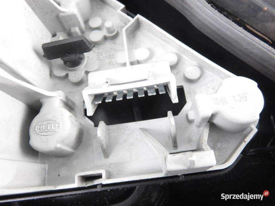 LAMPA PRAWA TYLNA JAGUAR XJ X308 małopolskie sprzedam