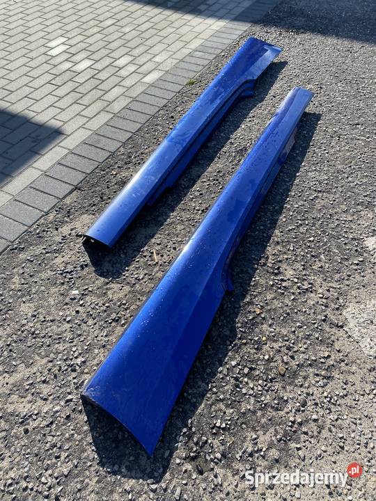 Listwy progowe do BMW E92 E93 Montegoblau A51