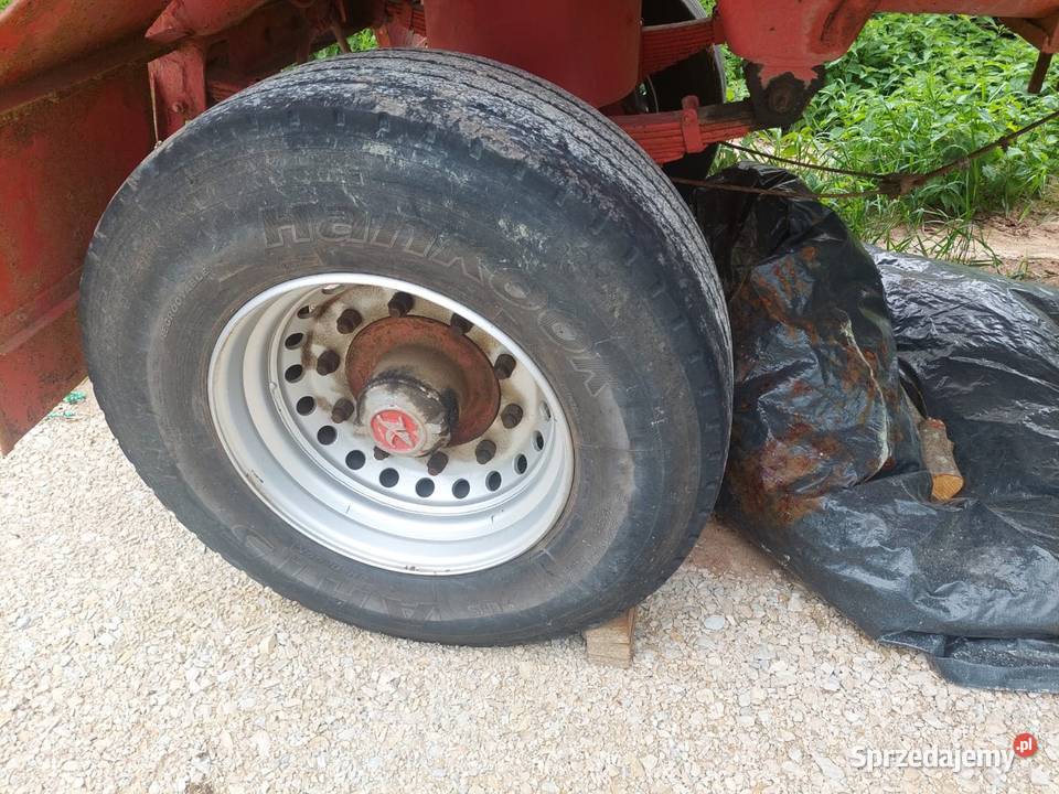 Przyczepą Rolniczą wywrotka 18 dmc Włoszczowa