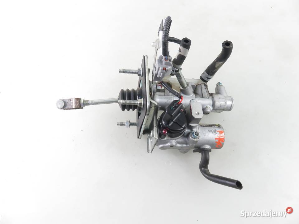 SERWO POMPA LEXUS RX II 33 13811010420 osobowe Pompy hamulcowe