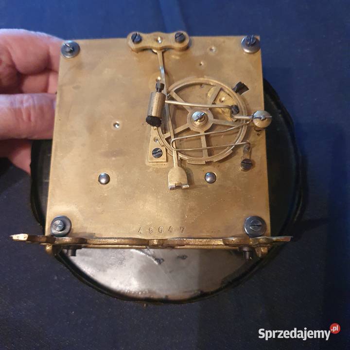 Sprawny zegar eklektyczny na pełnej Wrocław