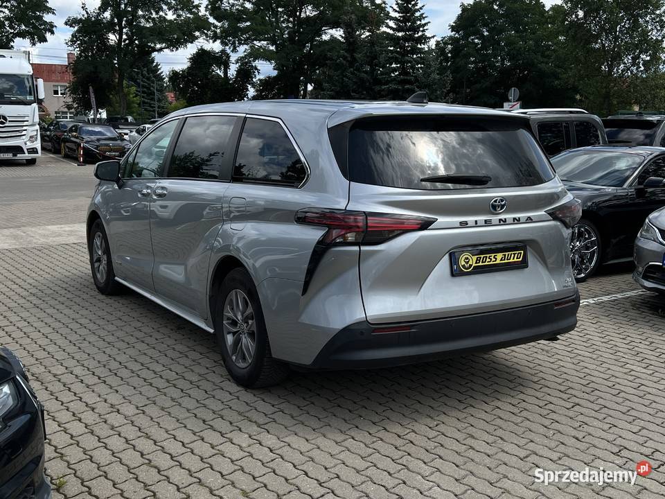 Toyota Sienna 2021 hybryda Warszawa sprzedam