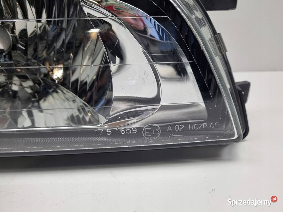 LAMPA PRAWA Nissan Almera N15 LIFT PRZEDNIA osobowe Rudka