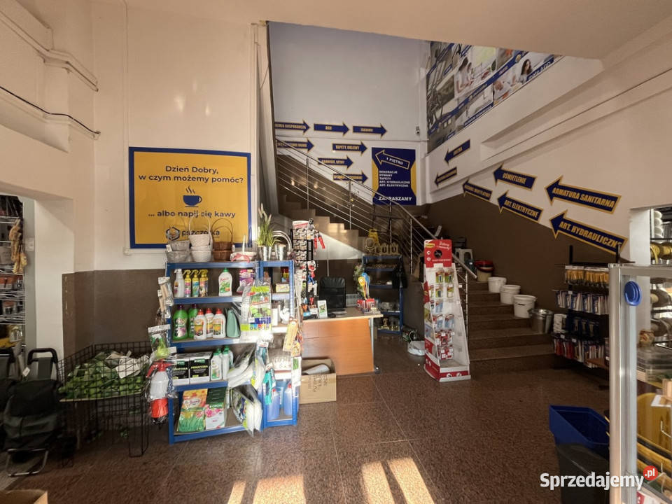 Market budowlanoprzemysłowy w centrum Dęblina Dęblin