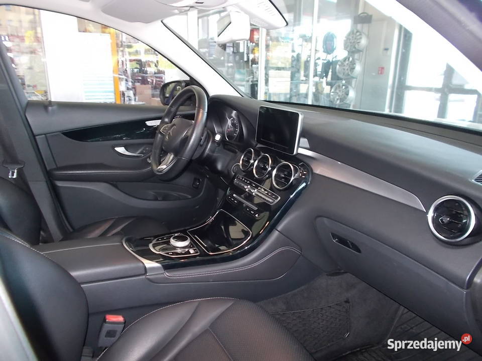 MERCEDESBENZ GLC 220 DAutomat4x4salon Polska serwisowany w ASO Dębica