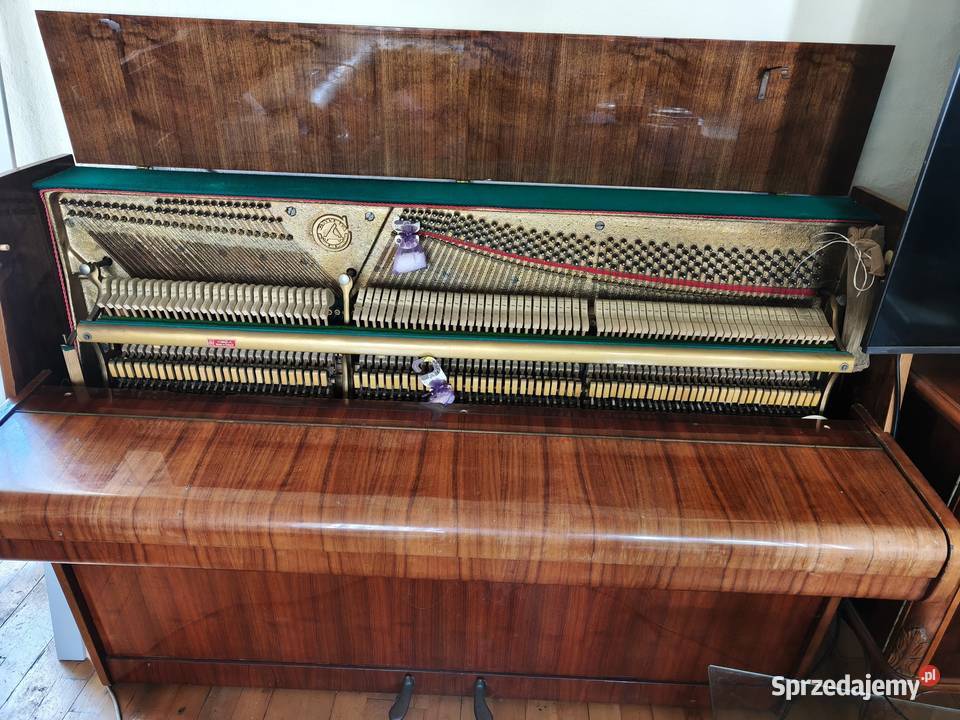 Pianino 1986 z historią konkursową metronom Częstochowa