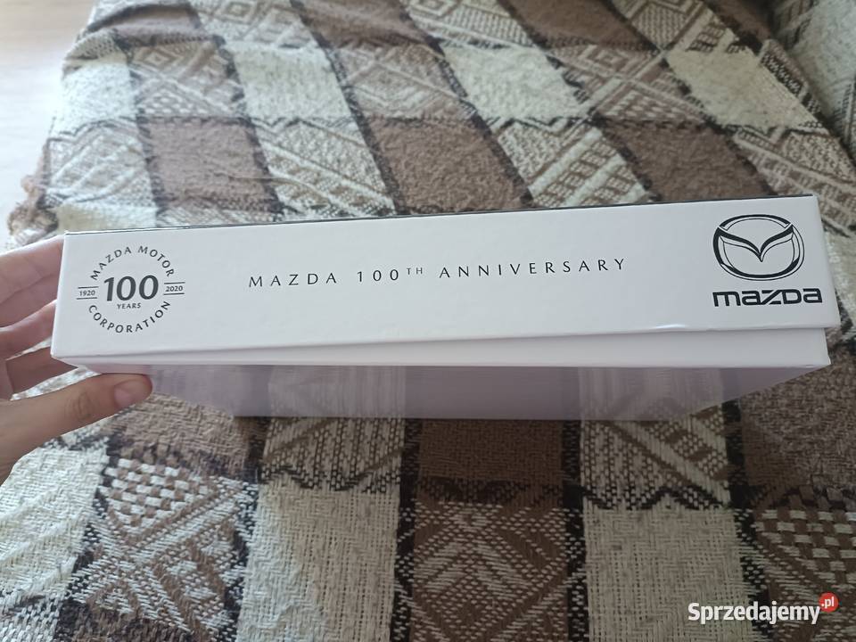 Puzzle Mazda 100 lecie marki 240 ele Papier Kwidzyn