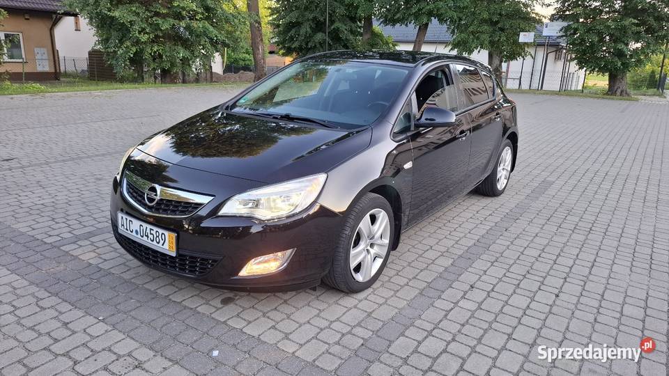 OPEL ASTRA J 14 TURBO stan sprowadzony czarny podkarpackie Jarosław