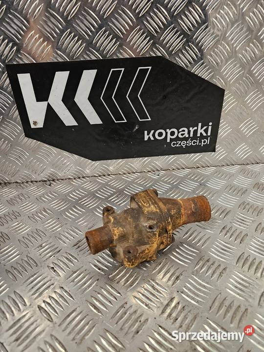 Króciec wylotu wody Holland Ford 655 750 550 276 sprzedam
