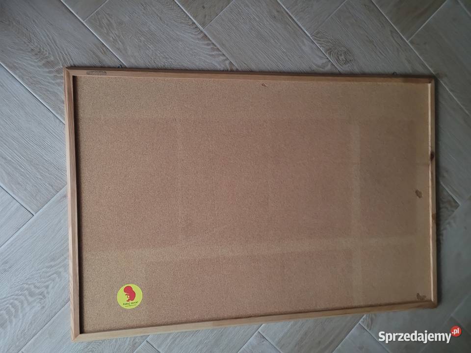 Sprzedam tablicę korkową o wymiarach 90 x 60 Zelów sprzedam