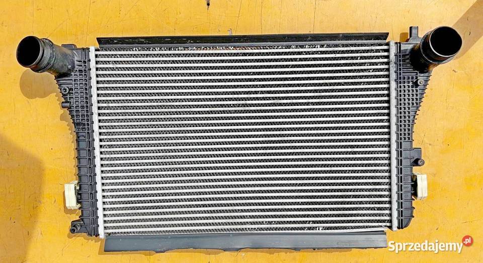 CHŁODNICA INTERCOOLER VW PASSAT B7 TIGUAN 5N 20 Radom