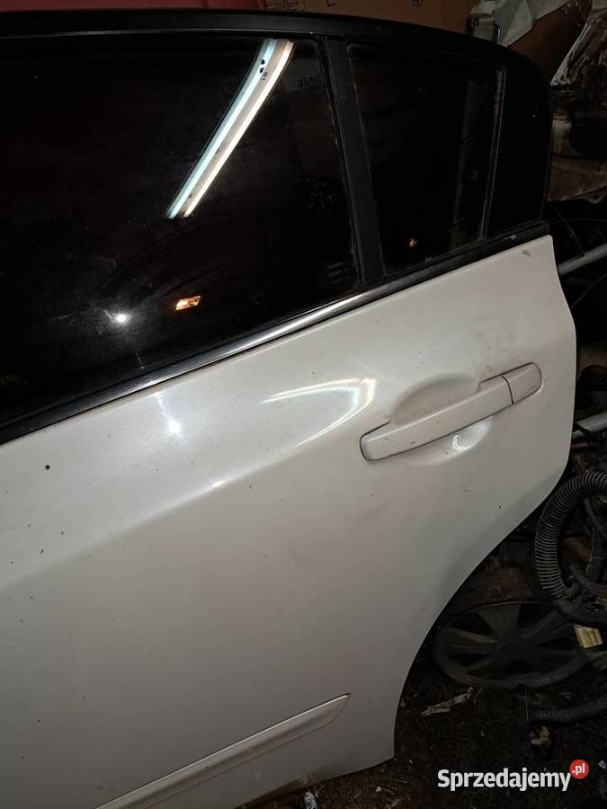 Altima L32 Drzwi tył lewe prawe Smaszków sprzedam