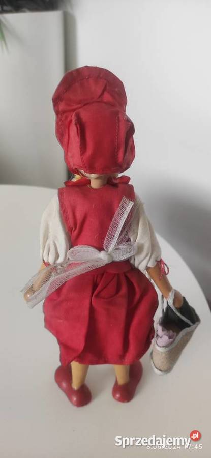Lalka drewniana czerwony kapturek PRL Koronowo sprzedam